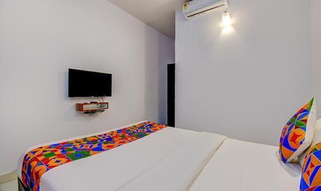 Hotel Dhd Deluxe - New Delhi Railway Station Exterior photo